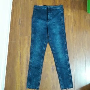 High rise skinny jeans s 28-29. Acid denim.